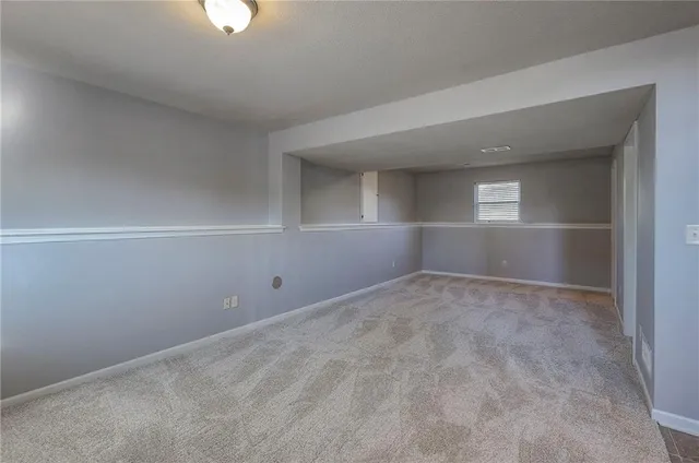 $364,900 | 11933 North Forest Avenue, Kansas City, MO 64155