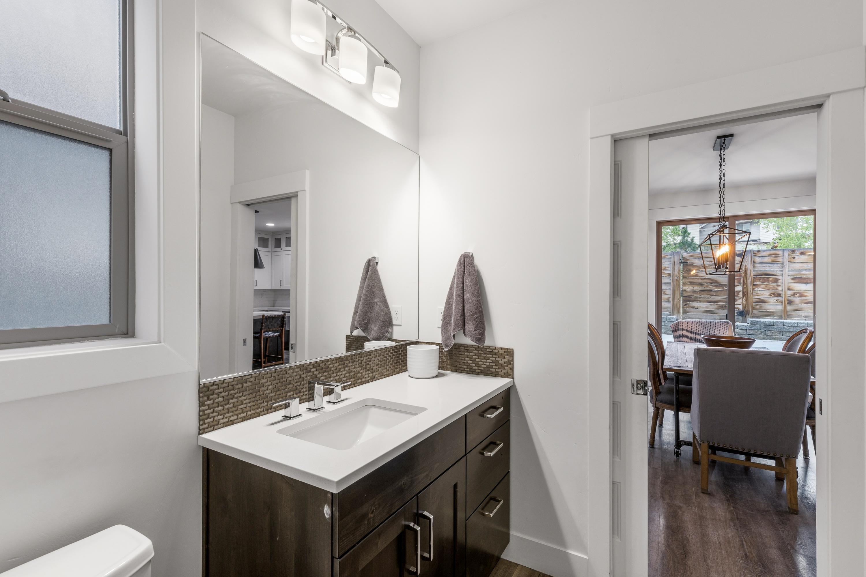 1333 Southwest Boardwalk Lane Bend, OR 97702 - Photo 20 of 46 520A3711JennMontoyaPhotography
