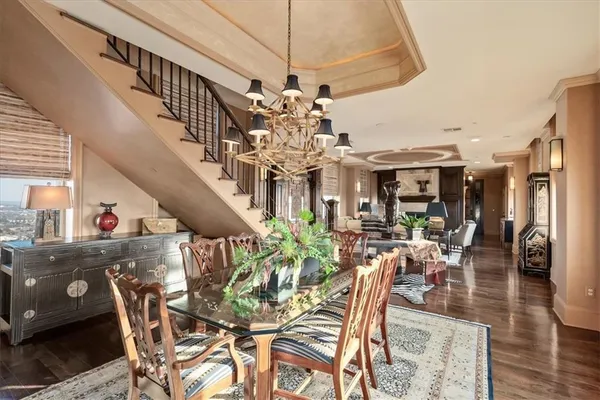 $4,750,000 | 909 Walnut Street, Unit 3200, Kansas City, MO 64106