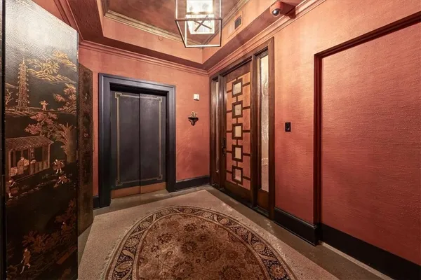 $4,750,000 | 909 Walnut Street, Unit 3200, Kansas City, MO 64106
