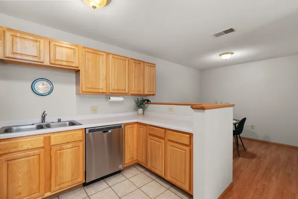 $245,000 | 102 Prairie Heights Drive, Unit 309, Verona, WI 53593