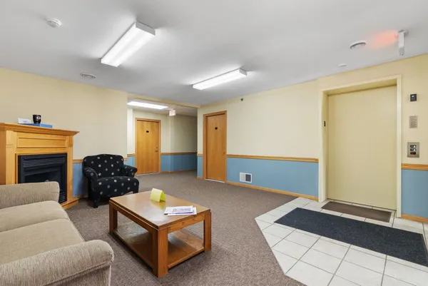 $245,000 | 102 Prairie Heights Drive, Unit 309, Verona, WI 53593