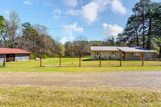 $247,000 | 135 County Road 1105, Daingerfield, TX 75638