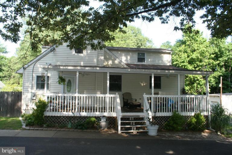 8140 Solley Road Pasadena, MD 21122 - Photo 1 of 20 Exterior (Main)