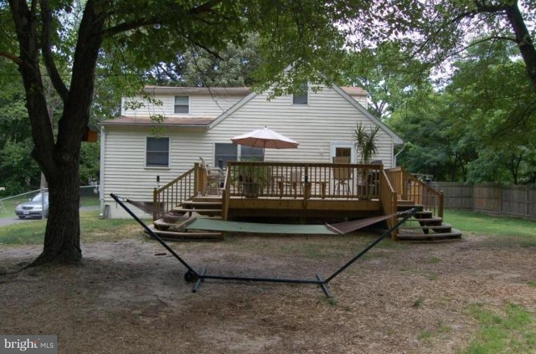 8140 Solley Road Pasadena, MD 21122 - Photo 2 of 20 Exterior (Rear)