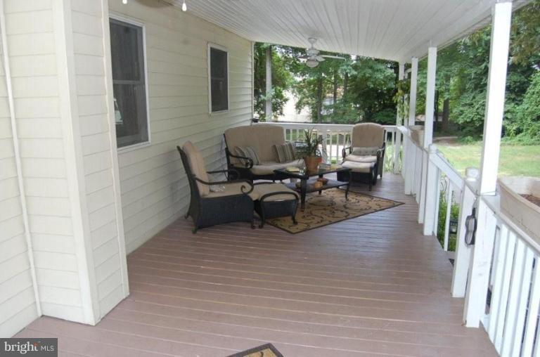 8140 Solley Road Pasadena, MD 21122 - Photo 3 of 20 Porch