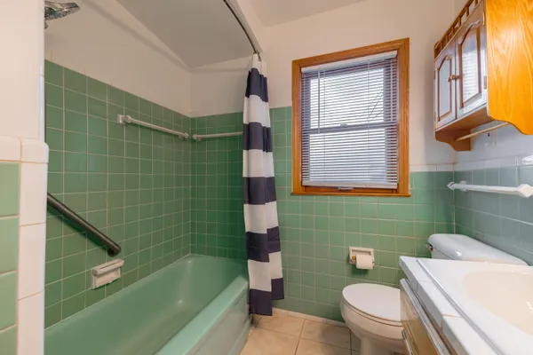 $265,000 | 3305 Bridge Street, Trenton, MI 48183