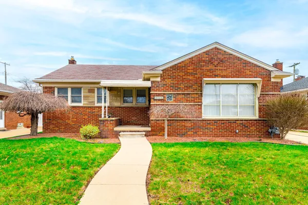 $265,000 | 3305 Bridge Street, Trenton, MI 48183