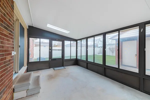 $265,000 | 3305 Bridge Street, Trenton, MI 48183