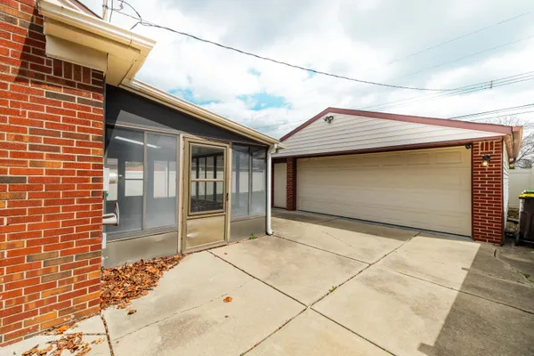 $265,000 | 3305 Bridge Street, Trenton, MI 48183