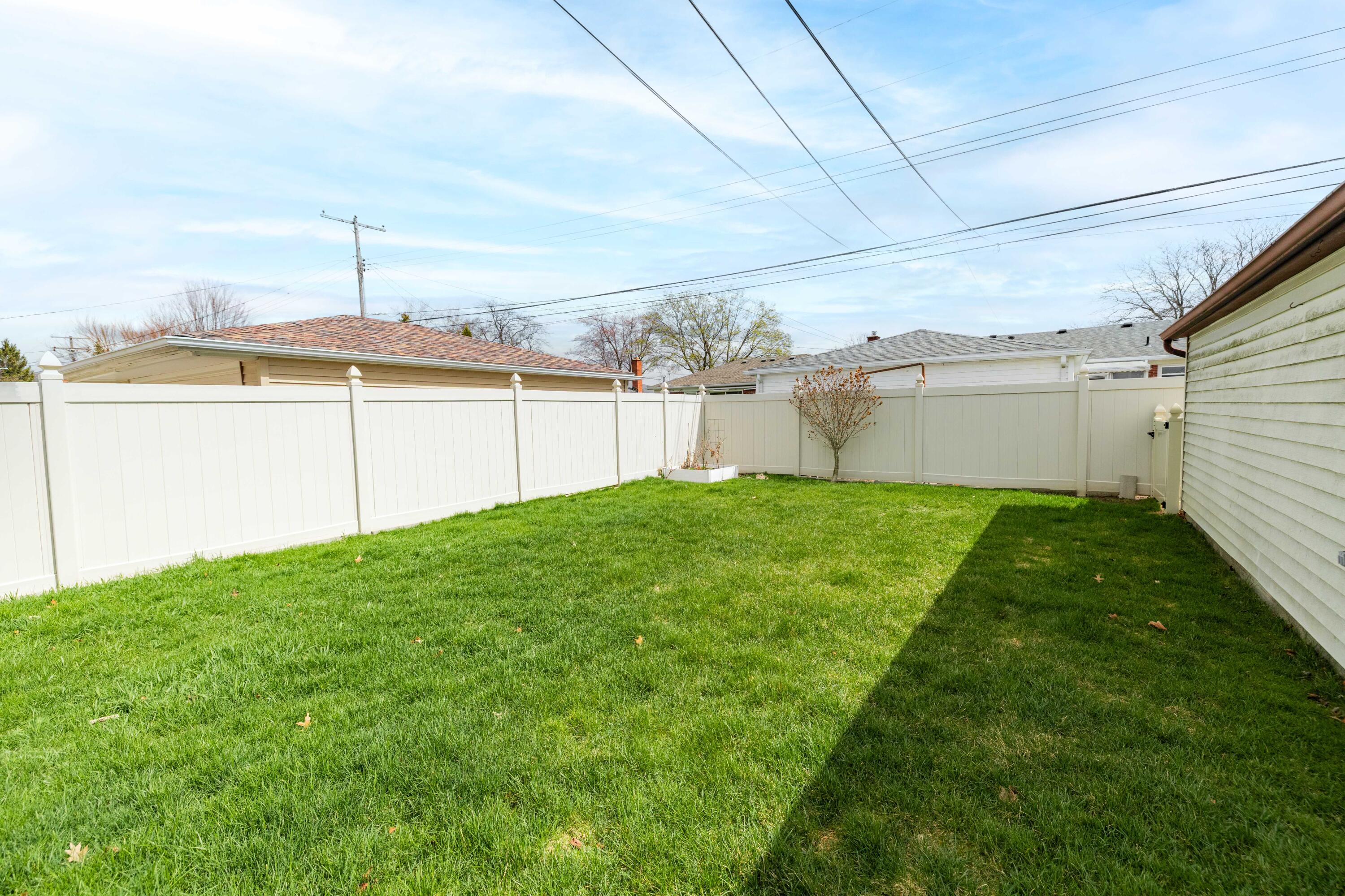 3305 Bridge Street Trenton, MI 48183 - Photo 36 of 39 12215 Crossman Rd, Carleton (36 of 36)
