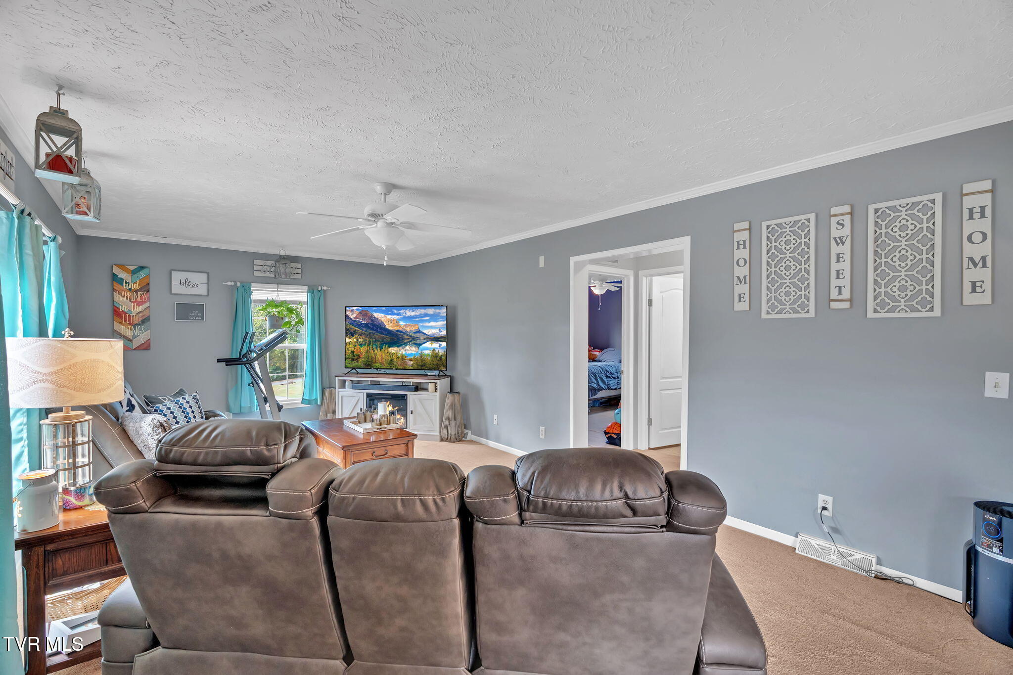 231 Pine Street Butler, TN 37640 - Photo 8 of 37 23-web-or-mls-DSC09366