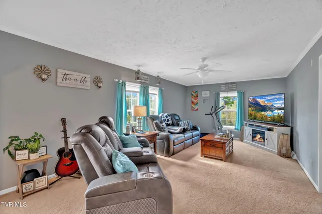 $305,000 | 231 Pine Street, Butler, TN 37640