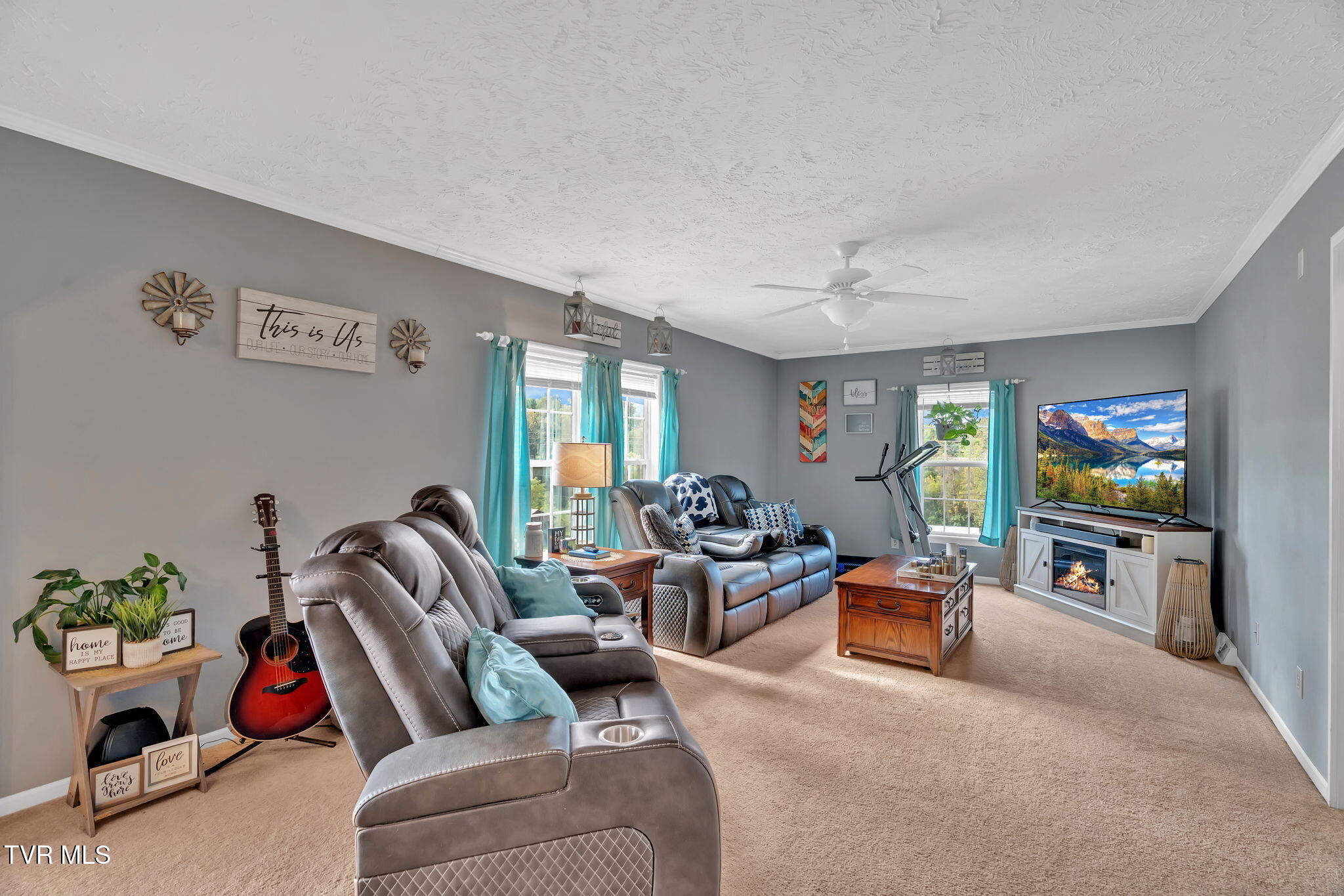 231 Pine Street Butler, TN 37640 - Photo 9 of 37 29-web-or-mls-DSC09363