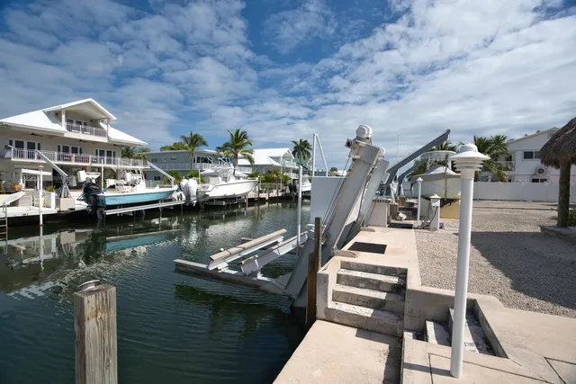 a view of a storage & utility room