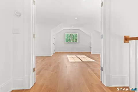 $3,649,000 | 20 Locust Hill Road, Darien, CT 06820