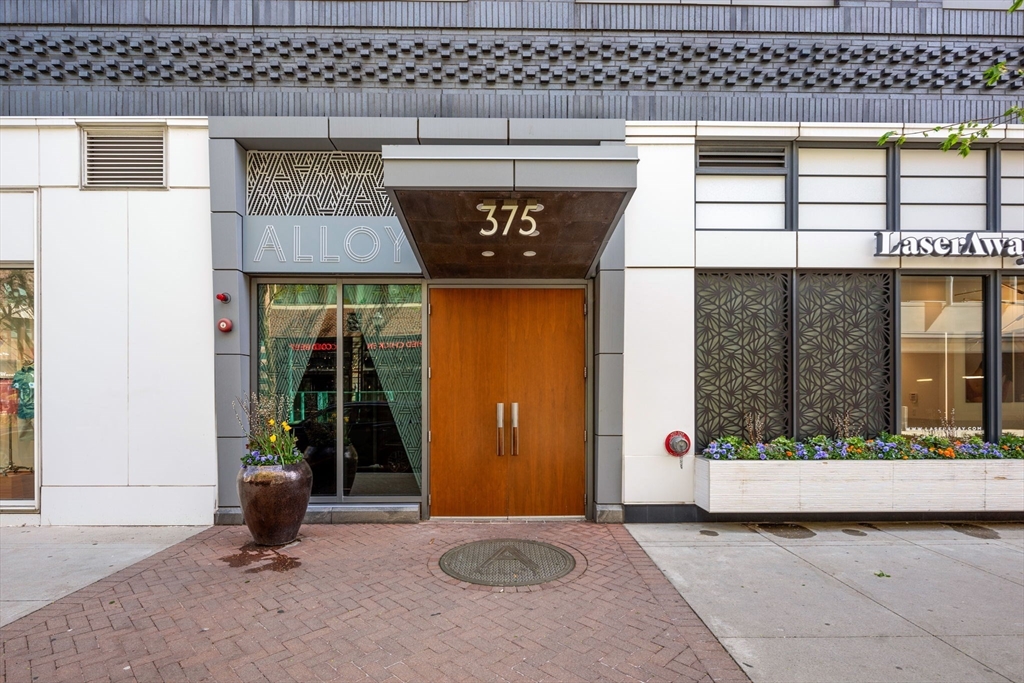 375 Canal Street, Unit PH101 Somerville, MA 02145 - Photo 33 of 39 a view of entryway with a front door