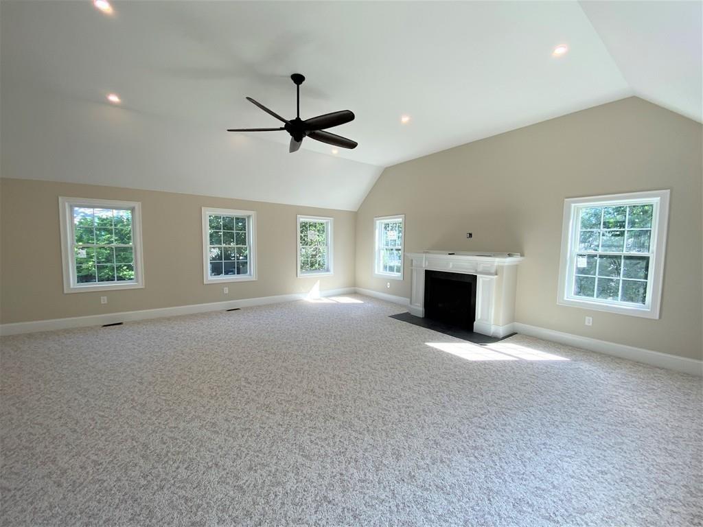 26 Torre Street Reading, MA 01867 - Photo 12 of 39 Gallery Image 12