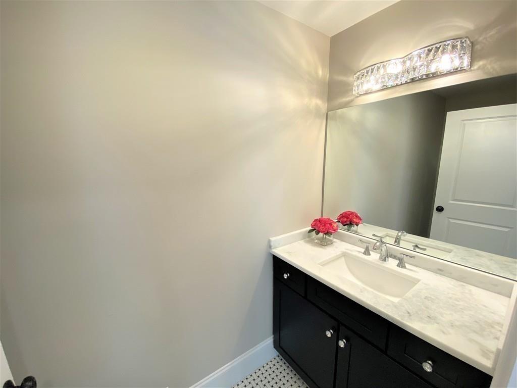 26 Torre Street Reading, MA 01867 - Photo 14 of 39 Gallery Image 14