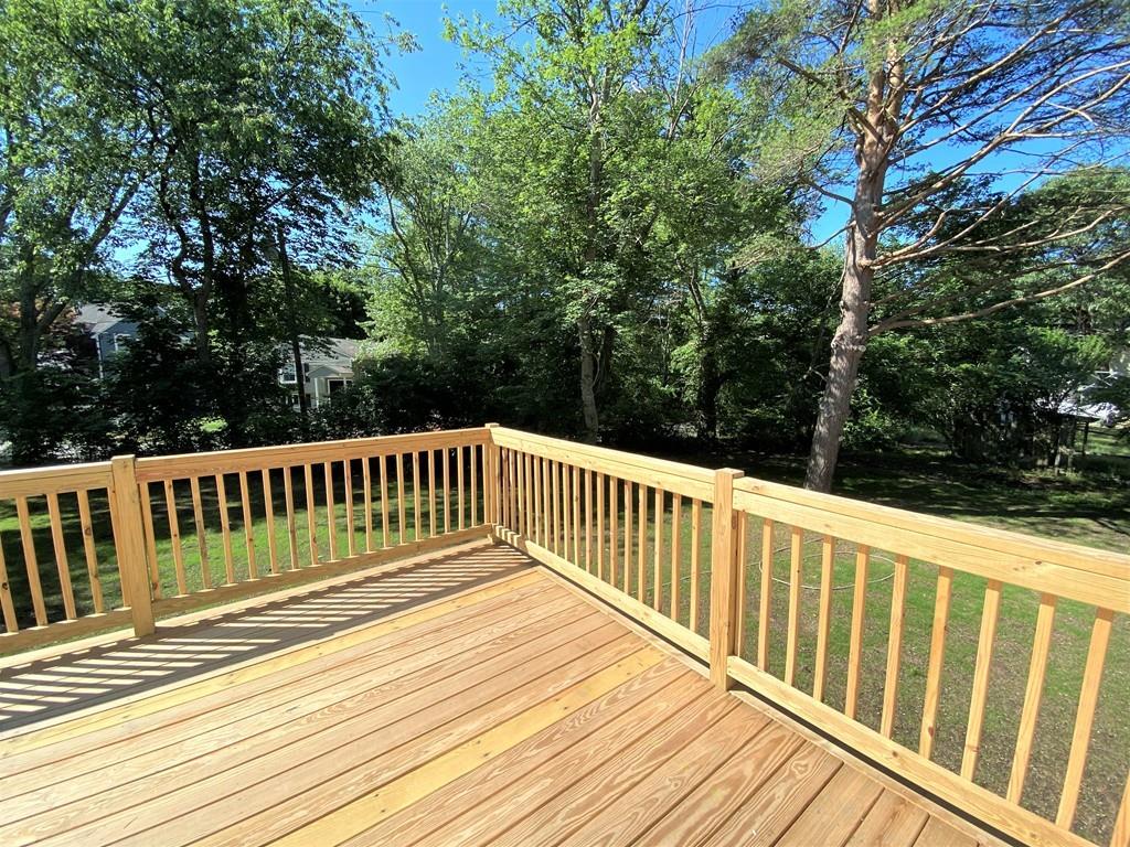 26 Torre Street Reading, MA 01867 - Photo 38 of 39 Gallery Image 38