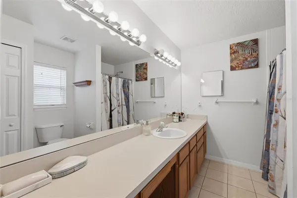 $325,000 | 10294 Dotted Wren Avenue, Weeki Wachee, FL 34613