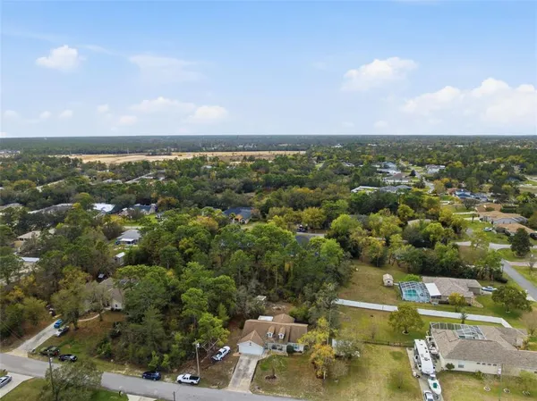 $325,000 | 10294 Dotted Wren Avenue, Weeki Wachee, FL 34613