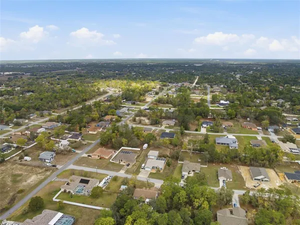 $325,000 | 10294 Dotted Wren Avenue, Weeki Wachee, FL 34613