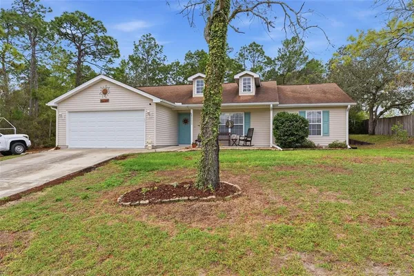 $325,000 | 10294 Dotted Wren Avenue, Weeki Wachee, FL 34613