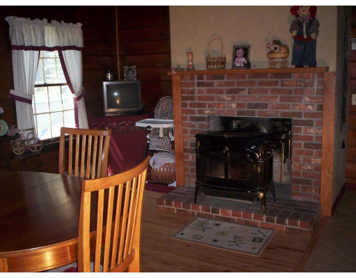 30 Nieske Road Monson, MA 01057 - Photo 2 of 11