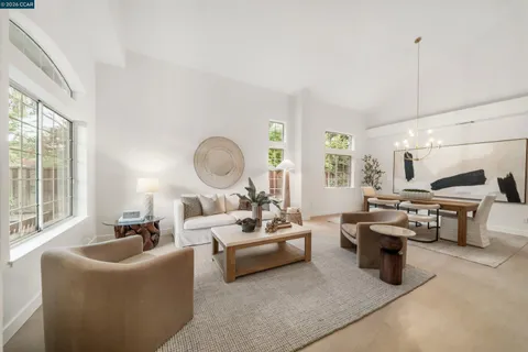 $2,185,000 | 636 Dunhill Drive, Danville, CA 94506
