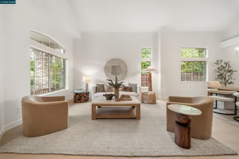$2,185,000 | 636 Dunhill Drive, Danville, CA 94506