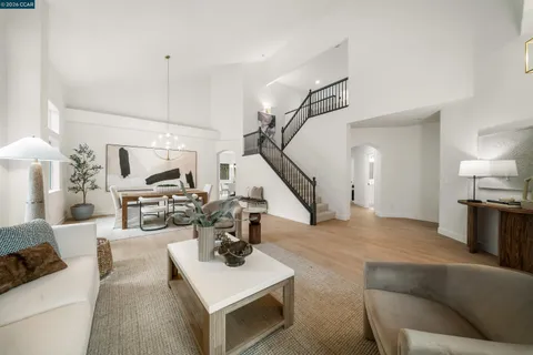 $2,185,000 | 636 Dunhill Drive, Danville, CA 94506