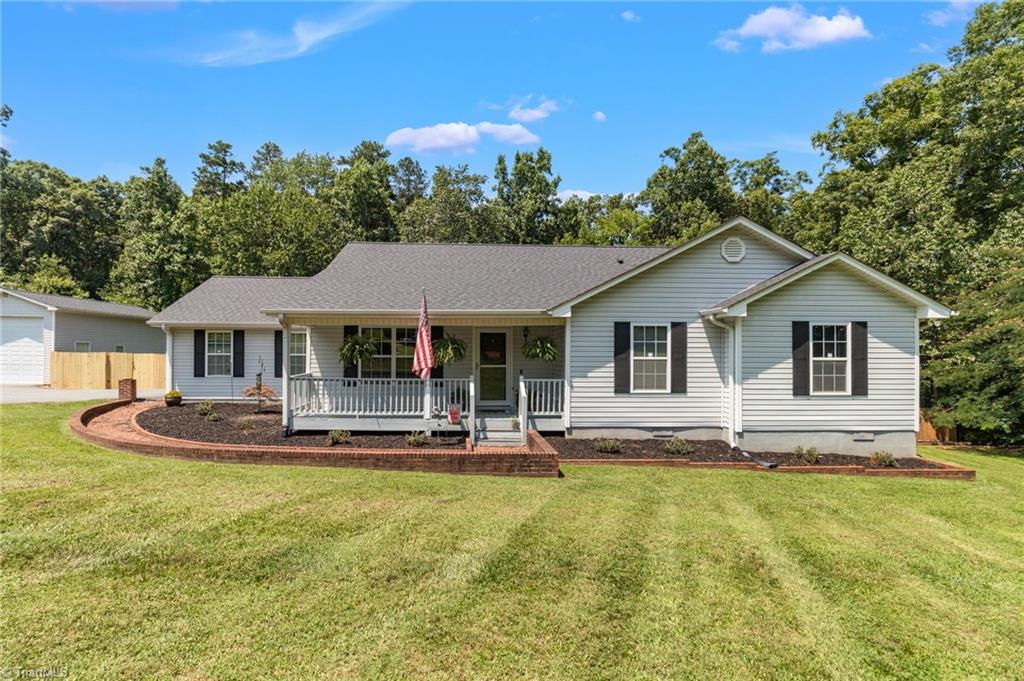 3269 Grubbs Road Walkertown, NC 27051 - Photo 2 of 30 Gallery Image 2