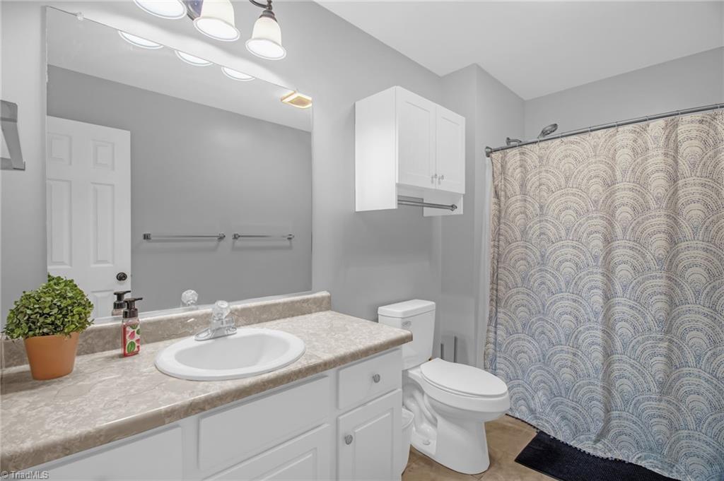 3269 Grubbs Road Walkertown, NC 27051 - Photo 22 of 30 Guest Bathroom