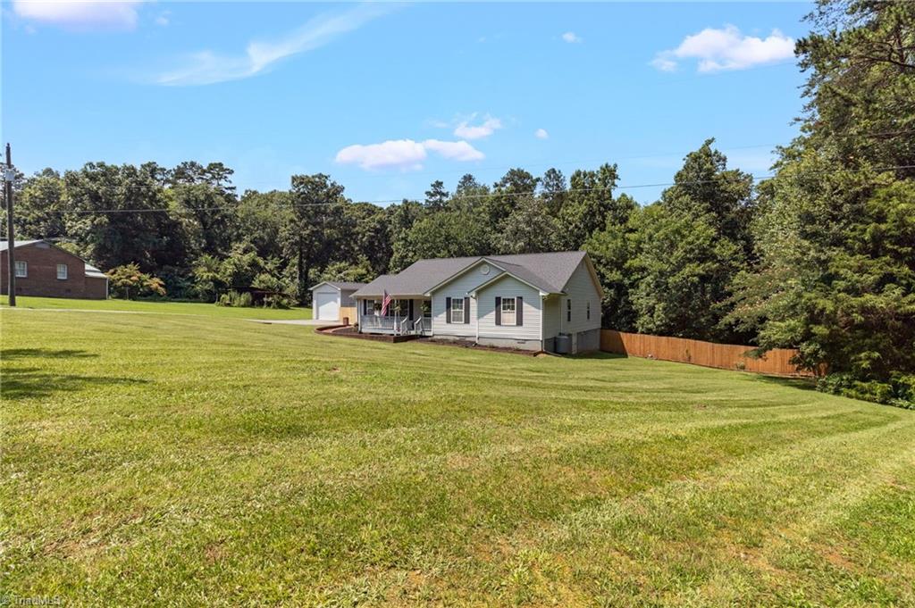3269 Grubbs Road Walkertown, NC 27051 - Photo 4 of 30 Gallery Image 4