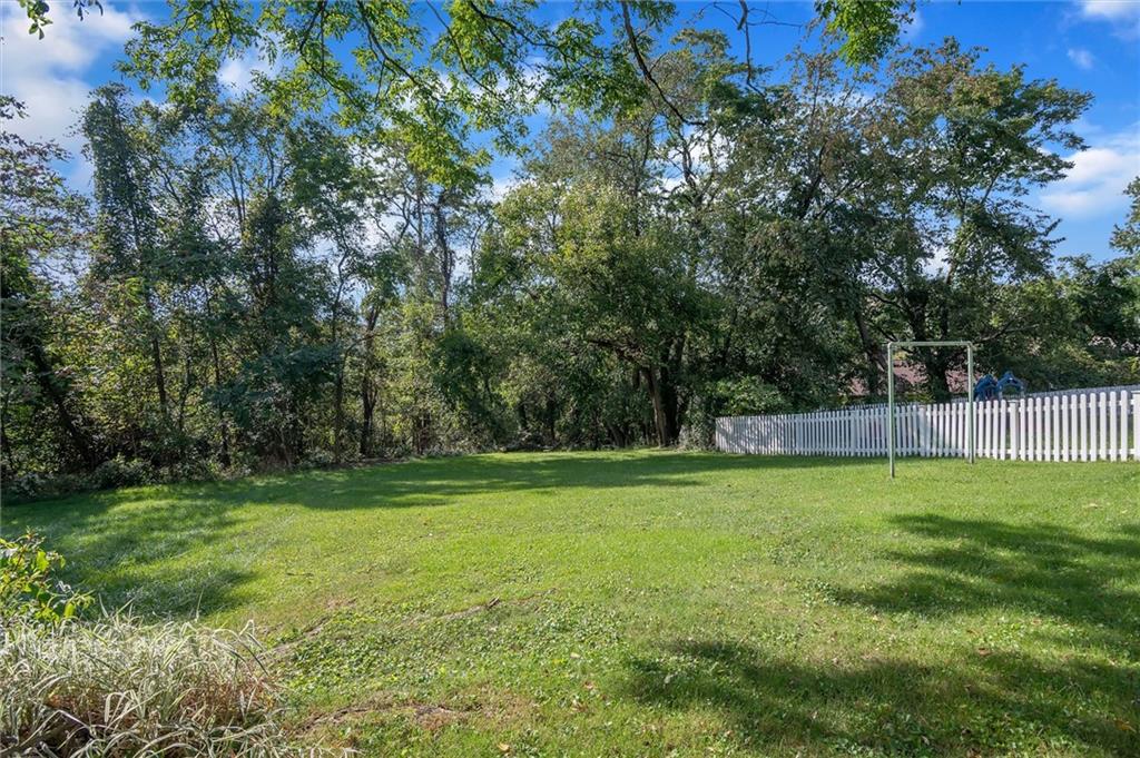 3016 Willett Road Pittsburgh, PA 15227 - Photo 14 of 15 Gallery Image 14