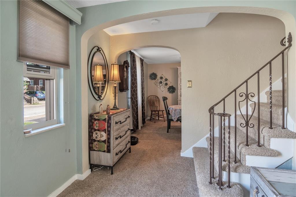 3016 Willett Road Pittsburgh, PA 15227 - Photo 7 of 15 Gallery Image 7