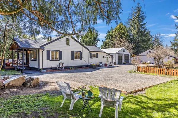 $715,000 | 15115 Martinson Road Southeast, Yelm, WA 98597