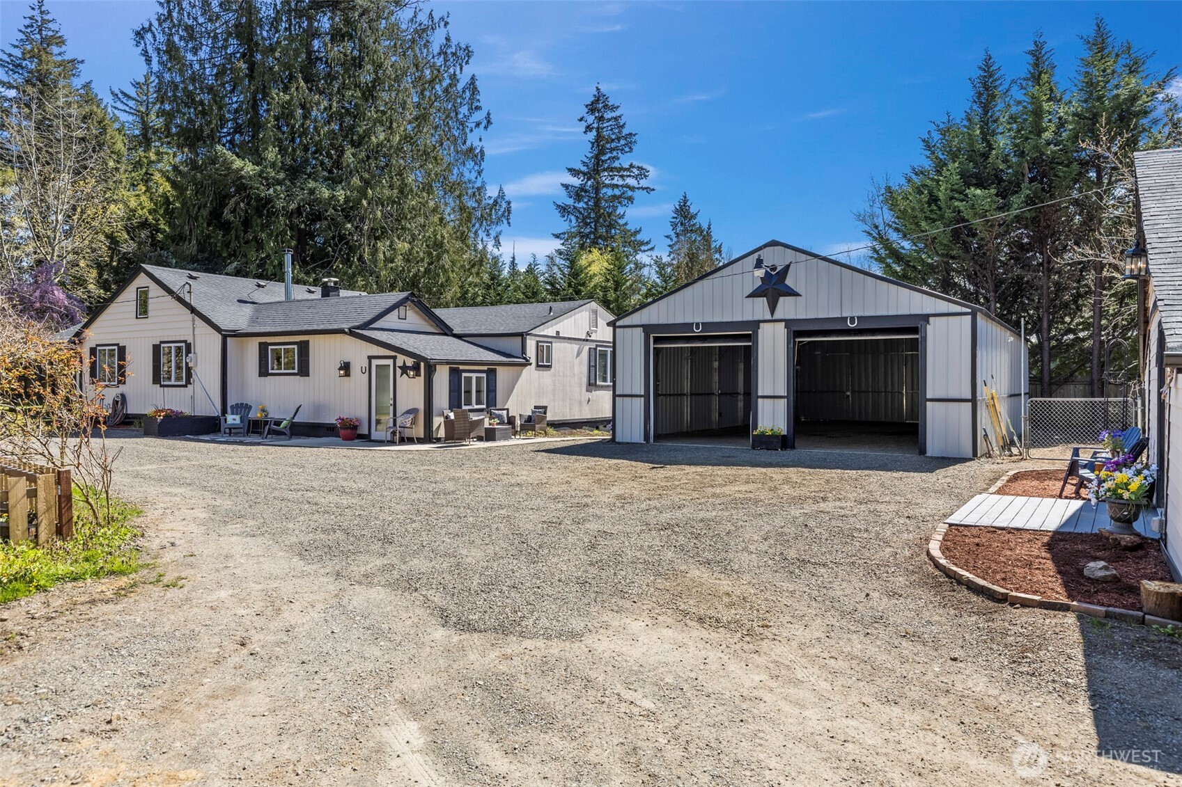 15115 Martinson Road Southeast Yelm, WA 98597 - Photo 13 of 37