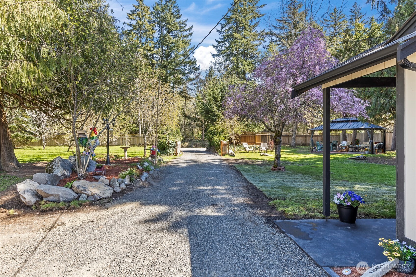 15115 Martinson Road Southeast Yelm, WA 98597 - Photo 10 of 37