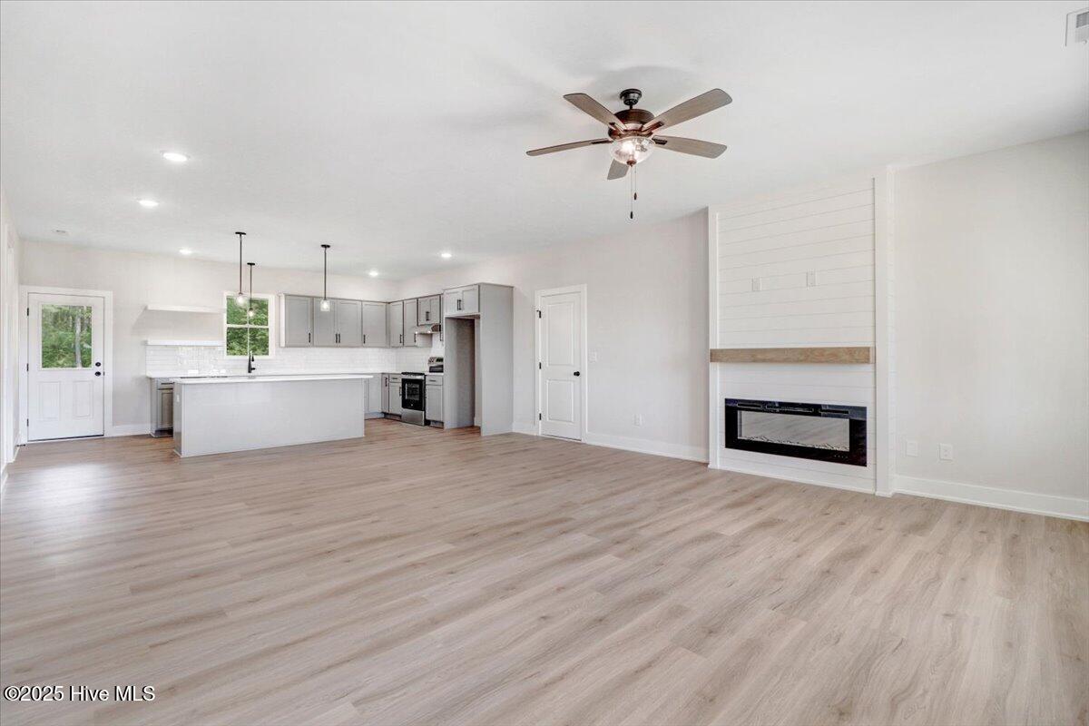 920 Hooks Road Fremont, NC 27830 - Photo 2 of 25 08-920 Hooks Rd-8