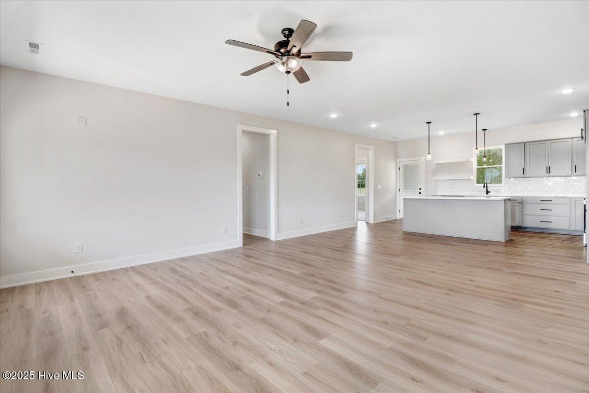 920 Hooks Road Fremont, NC 27830 - Photo 3 of 25 09-920 Hooks Rd-9