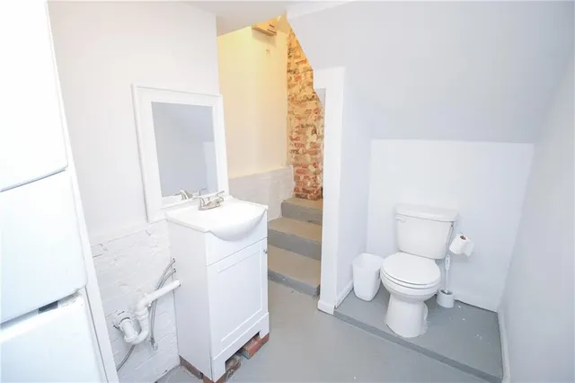 $2,100 | 607 Filmore Avenue, New Orleans, LA 70124