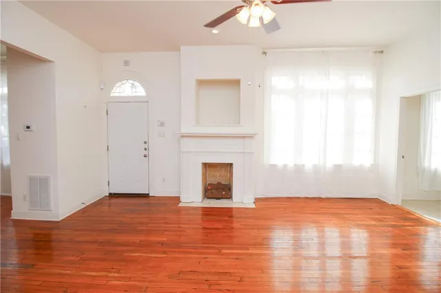 $2,100 | 607 Filmore Avenue, New Orleans, LA 70124