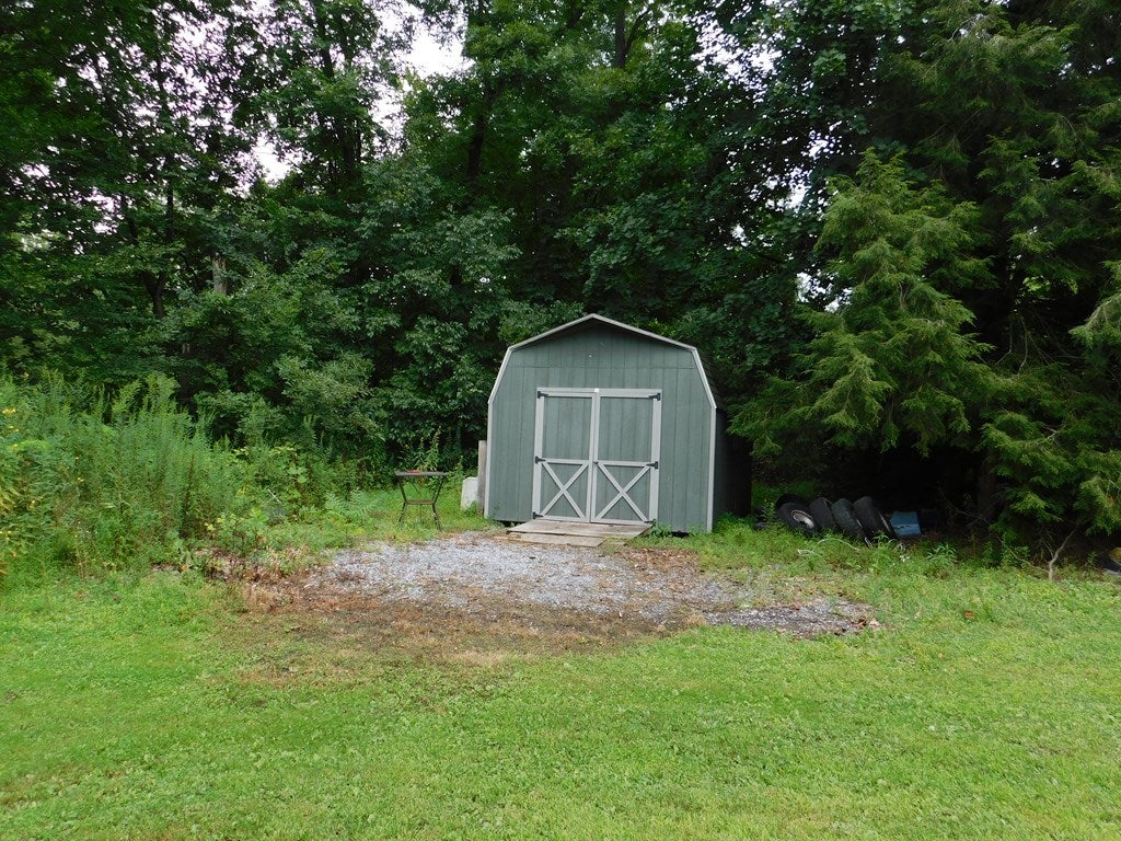 15278 Cummings Road Mount Union, PA 17066 - Photo 13 of 27 Gallery Image 13