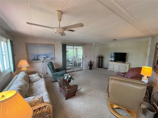 $150,000 | 785 Cervina Drive North, Venice, FL 34285