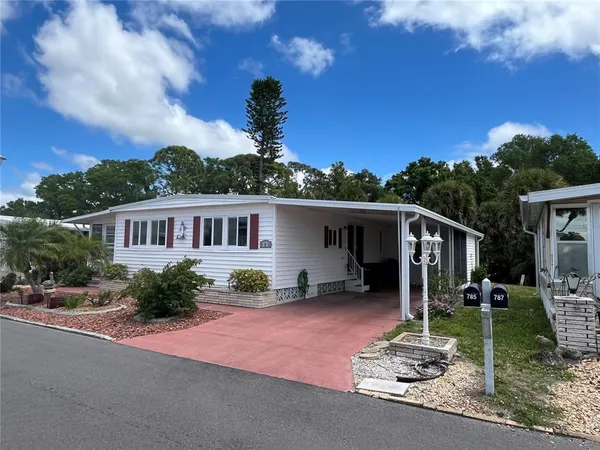 $150,000 | 785 Cervina Drive North, Venice, FL 34285