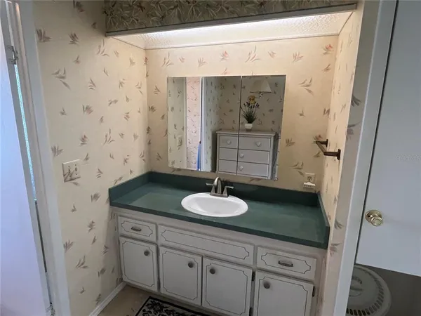 $150,000 | 785 Cervina Drive North, Venice, FL 34285