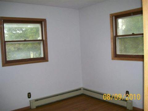 6666 Plank Road Adrian, MI 49221 - Photo 7 of 11 950664-6.JPG