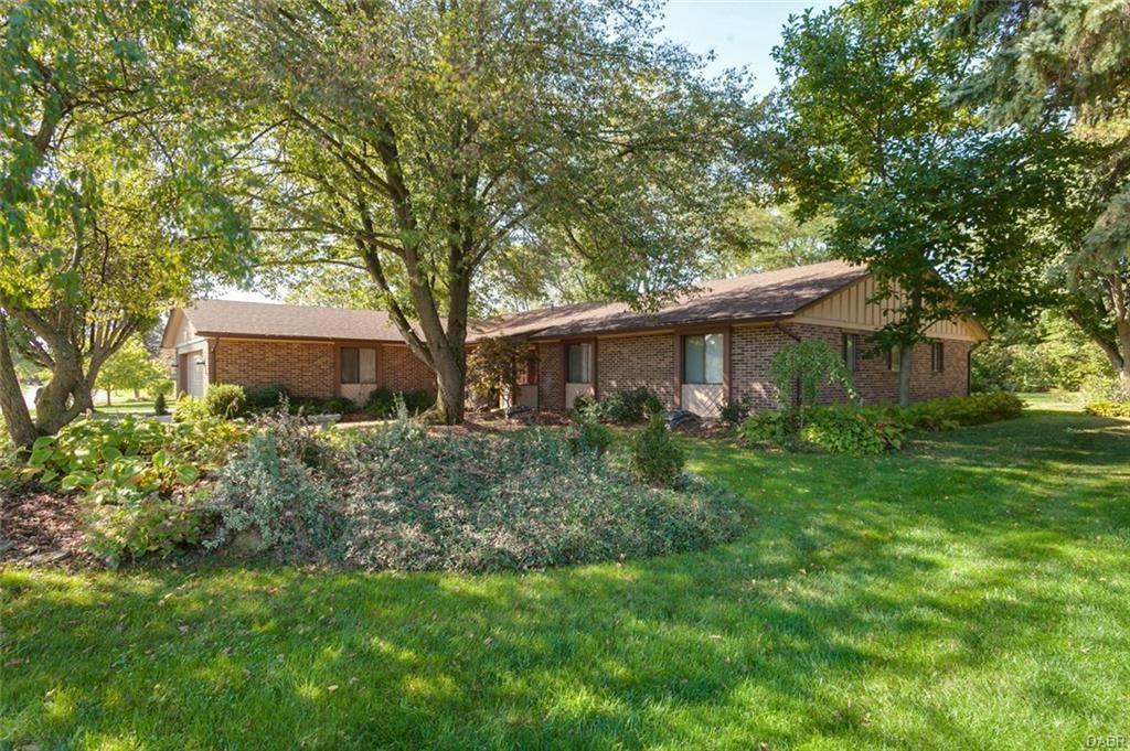 83 Beacon Hill Road Beavercreek, OH 45440 - Photo 3 of 34
